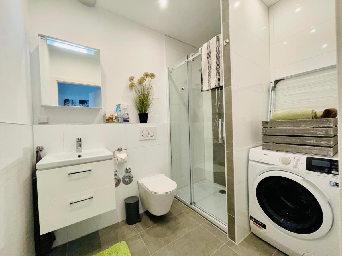 2 Room Galerie Einliegerwohnung In Rheinstetten, Messe Naehe, Rollstuhlfahrer Geeignet エクステリア 写真