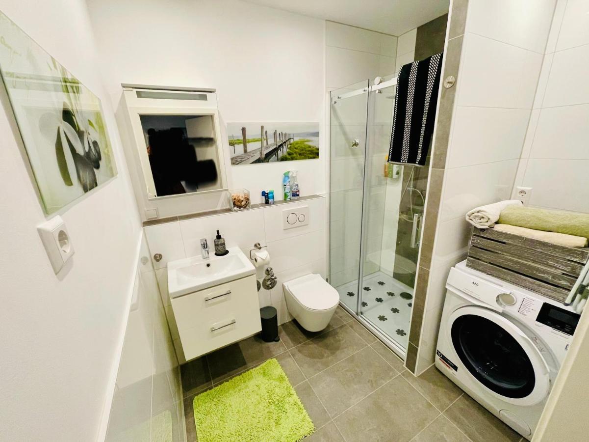 2 Room Galerie Einliegerwohnung In Rheinstetten, Messe Naehe, Rollstuhlfahrer Geeignet エクステリア 写真